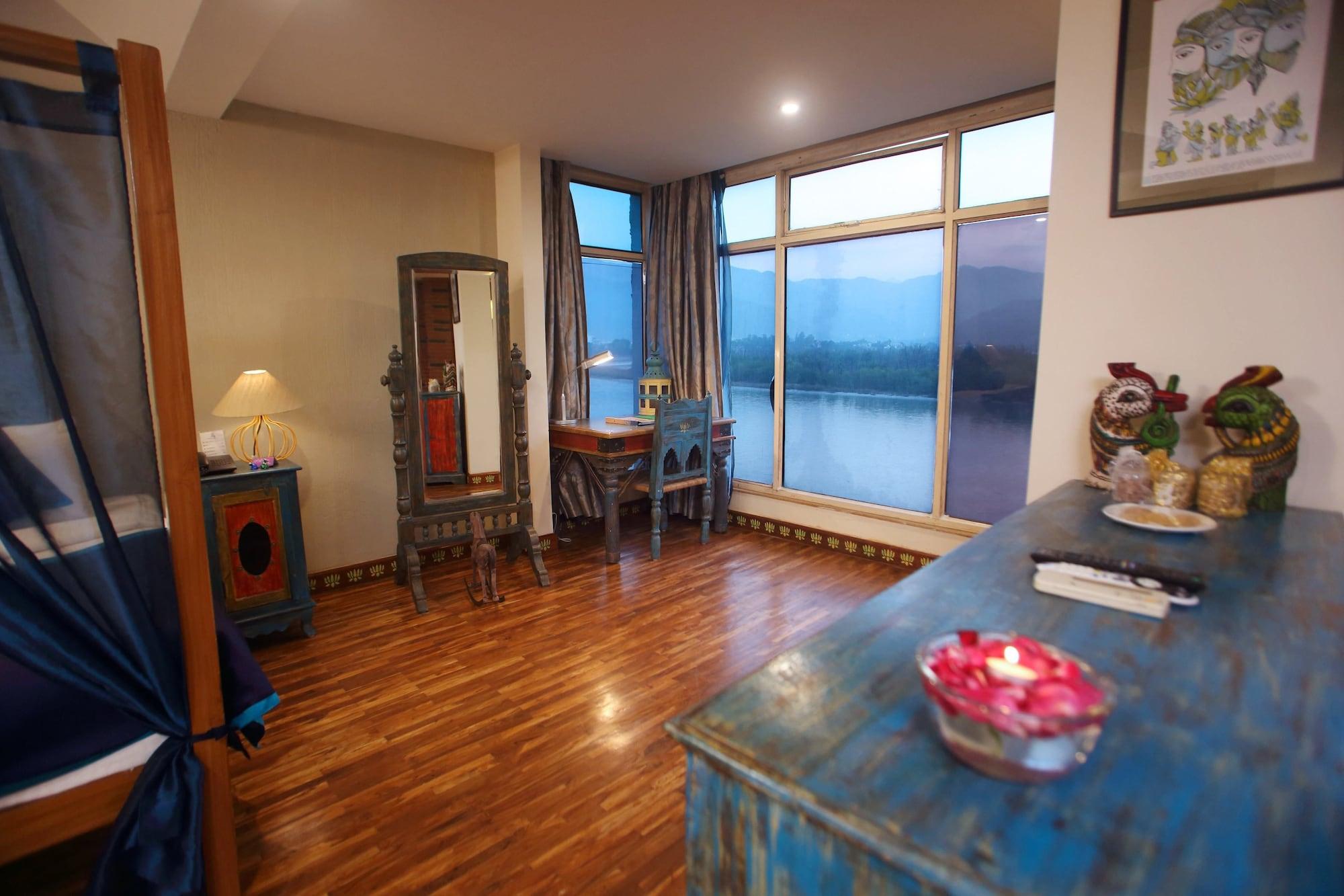Ganga Kinare- A Riverside Boutique Resort, Rishikesh Exterior photo